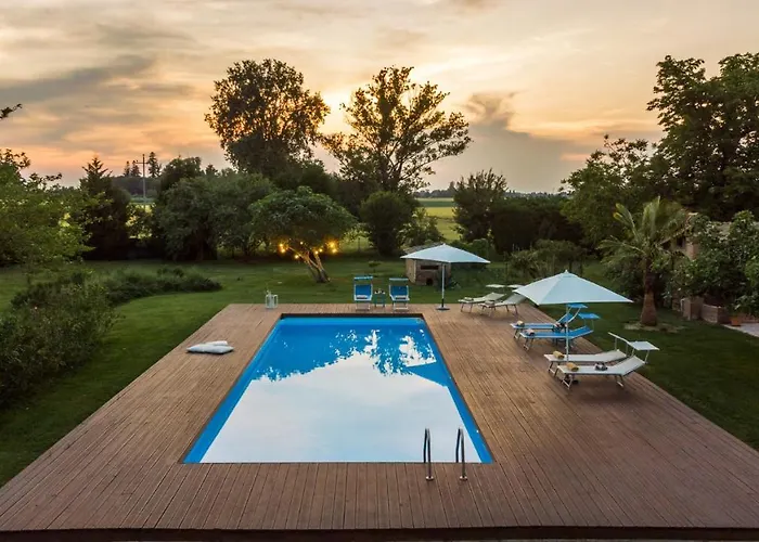 Rustica 8, Emma Villa San Pietro in Vincoli